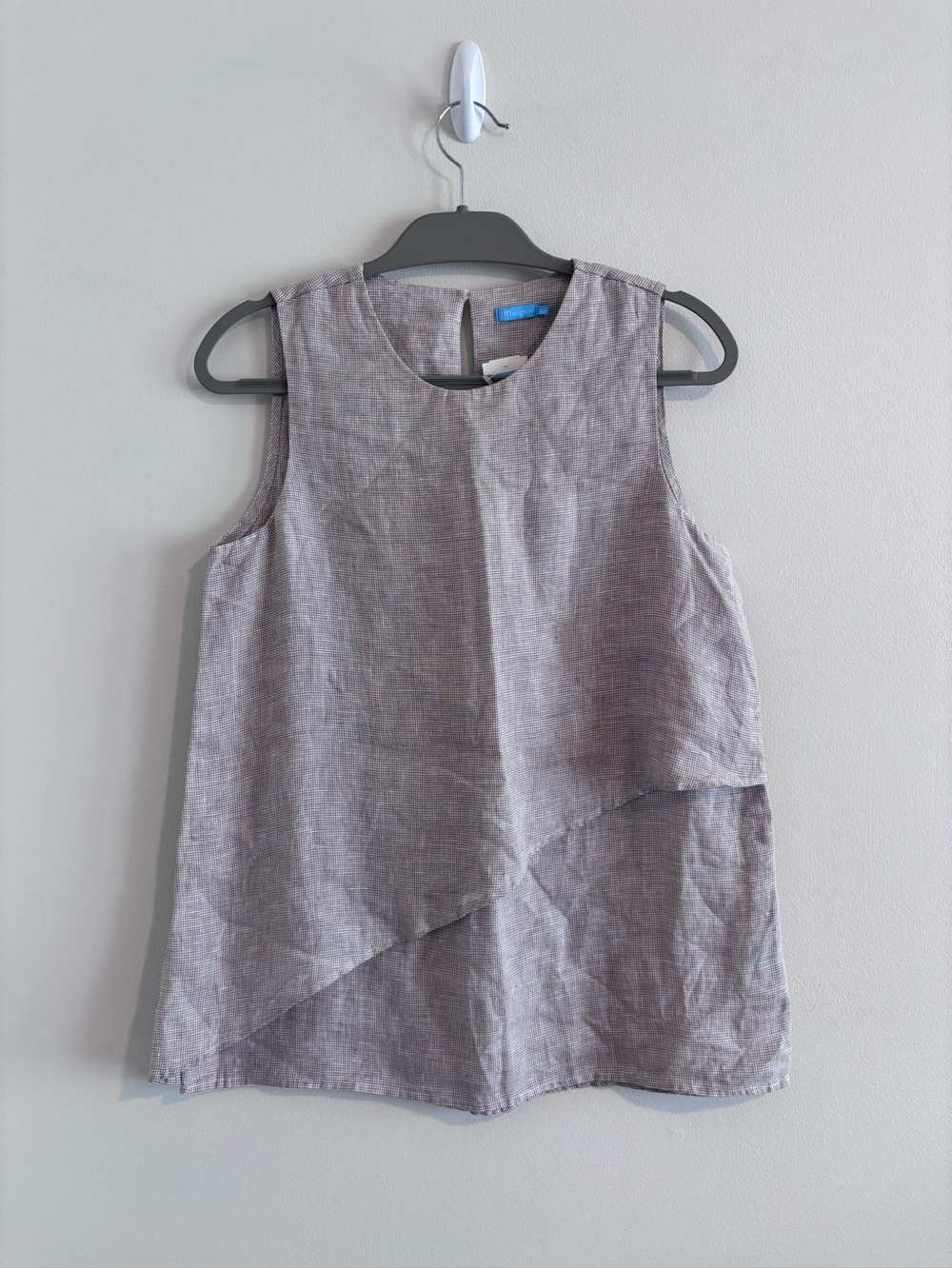 NWT J. McLaughlin Sleeveless Asymmetrical Hem Linen Top